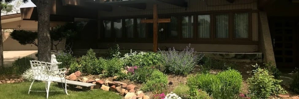 garden front of smdp_0808.jpg